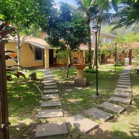 Suites Quintal De Lazaro 5 Ubatuba Exterior photo